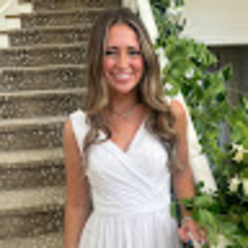 Meet your Posher, Lauren